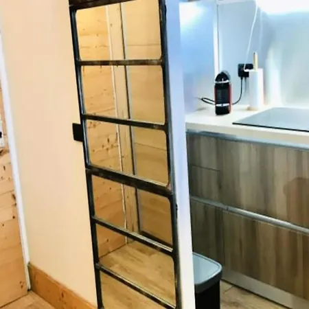 Apartment For 4 People *
